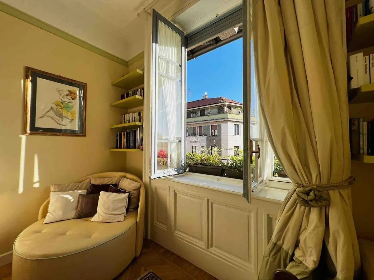 Apartment Arco Della Pace Milan
